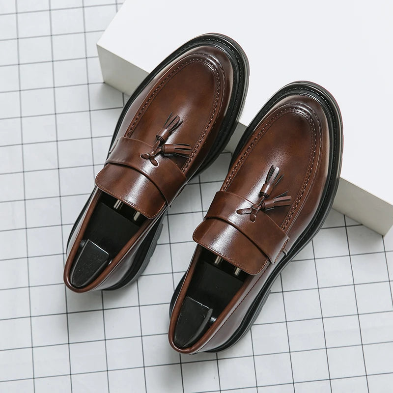 Men's Casual Moccasins Black Fashion Luxury Loafers Wedding Shoes