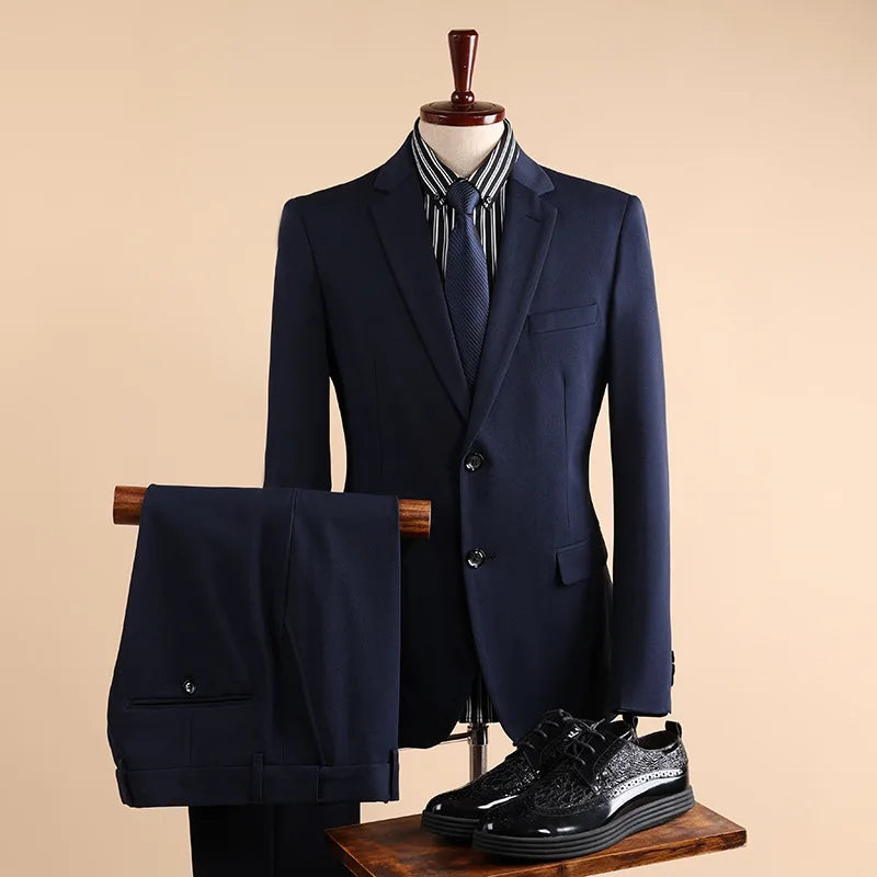 Men's Single-Breasted Suit in Black and Deep Navy