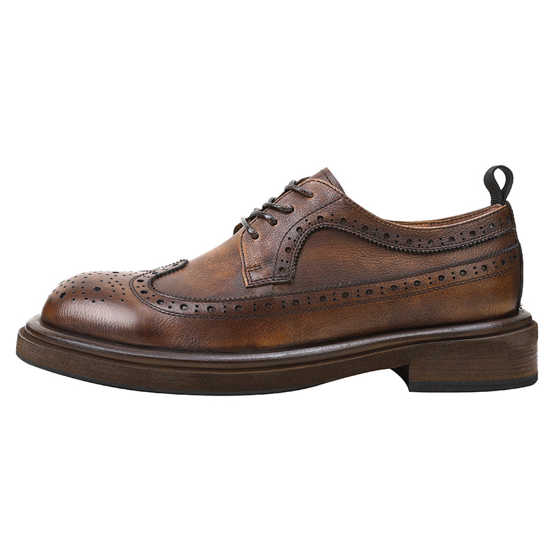 Round toe brogue engraved business casual leather shoes