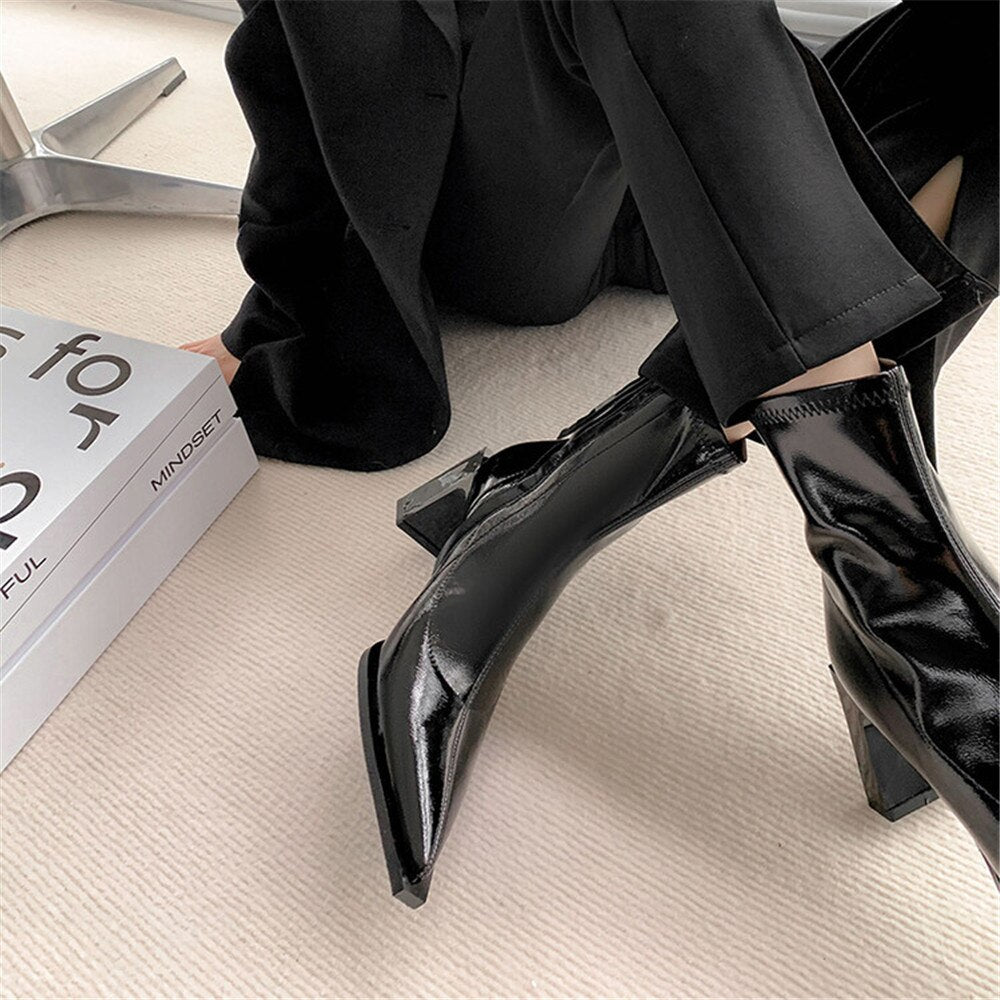 Women Pointed Toe Solid Color Black Thick High-Heeled Shoes