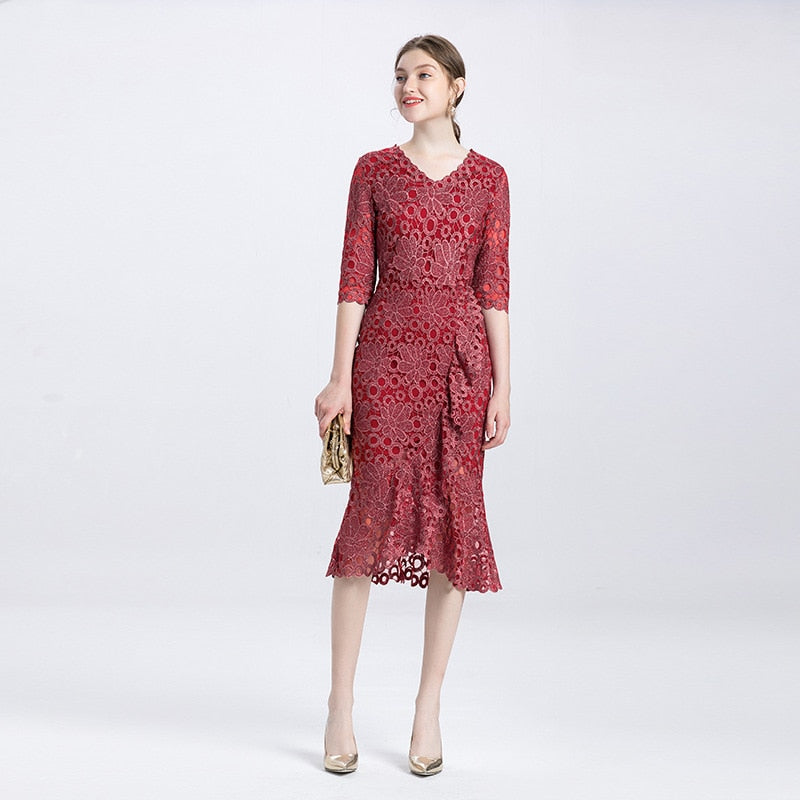 Europe and the United States high-end large size mother with big temperament slim hip tail sleeve flower dress - LiveTrendsX