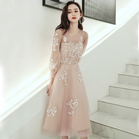 Long Sleeve Prom Dresses  Elegant O-enck Appliques Tulle Evening Gown Long A-line Tea-length Graduation Dresses - LiveTrendsX