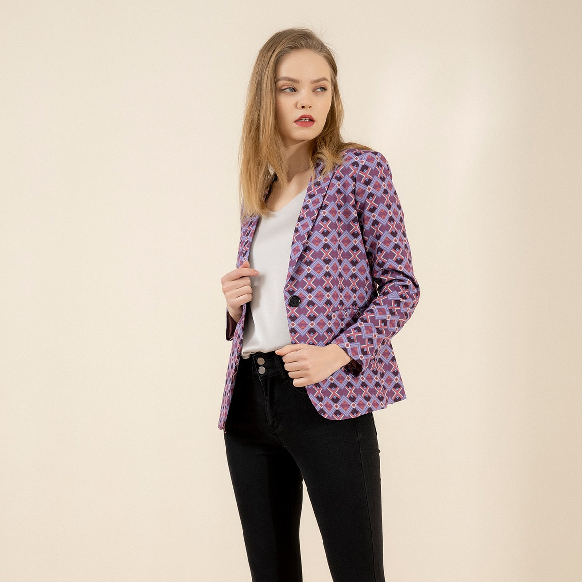 slim and thin long-sleeved suit jacket