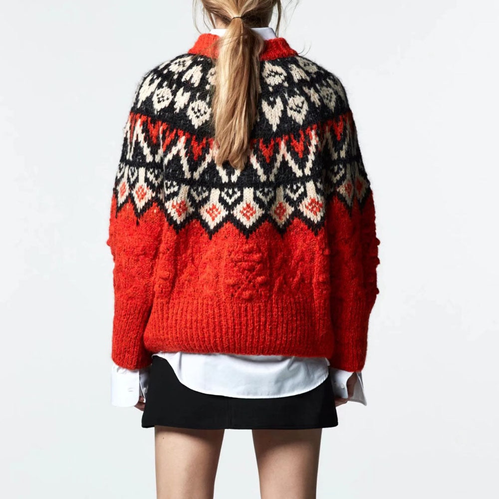 Women's round neck knitted sweater