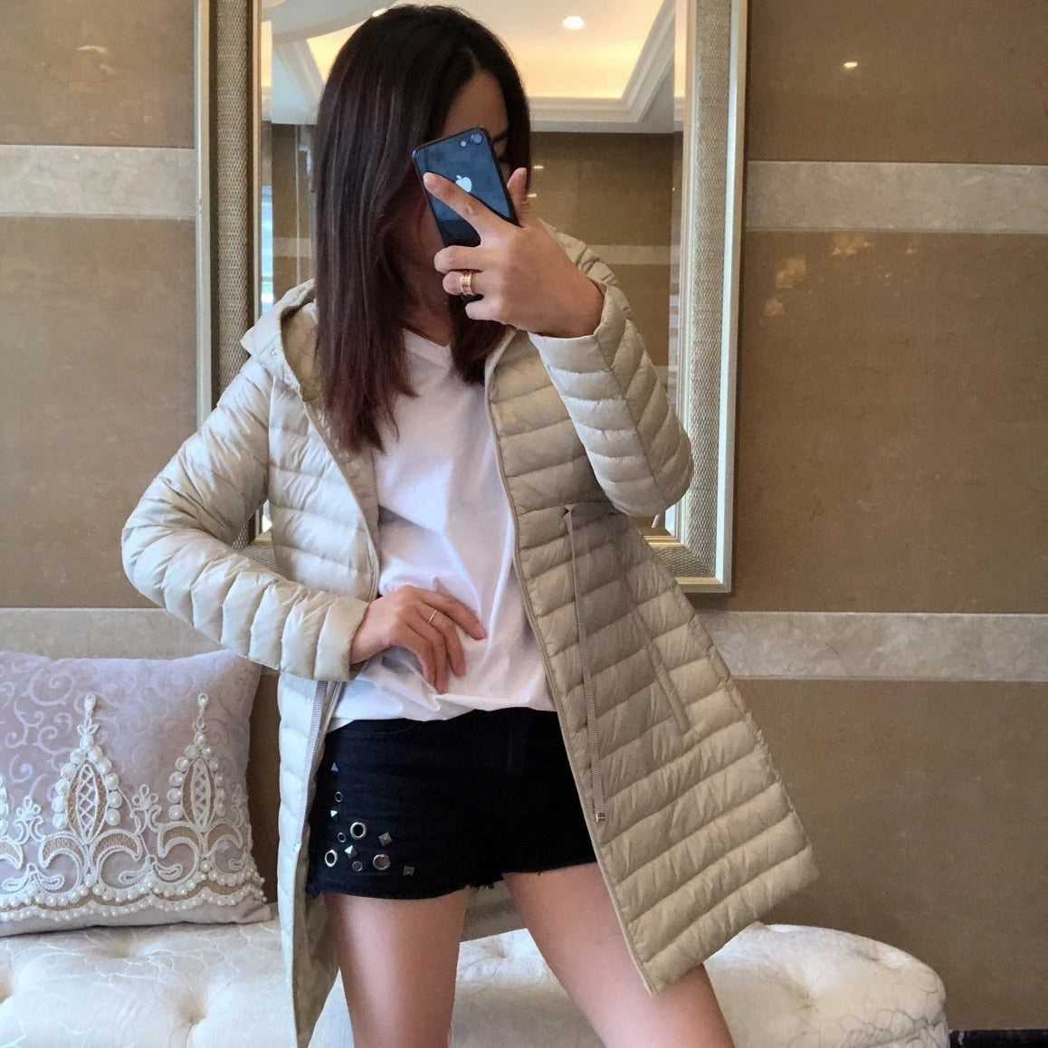 Women Fashion Light and Warm Down Jackets