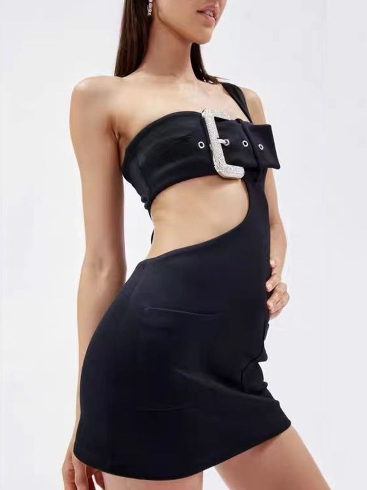 Sexy One Shoulder Backless Hollow Buckle Black Mini Dress